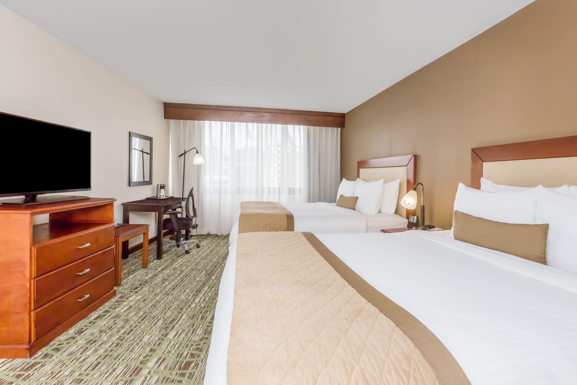 Clarion Hotel & Suites Mount Laurel Exteriör bild