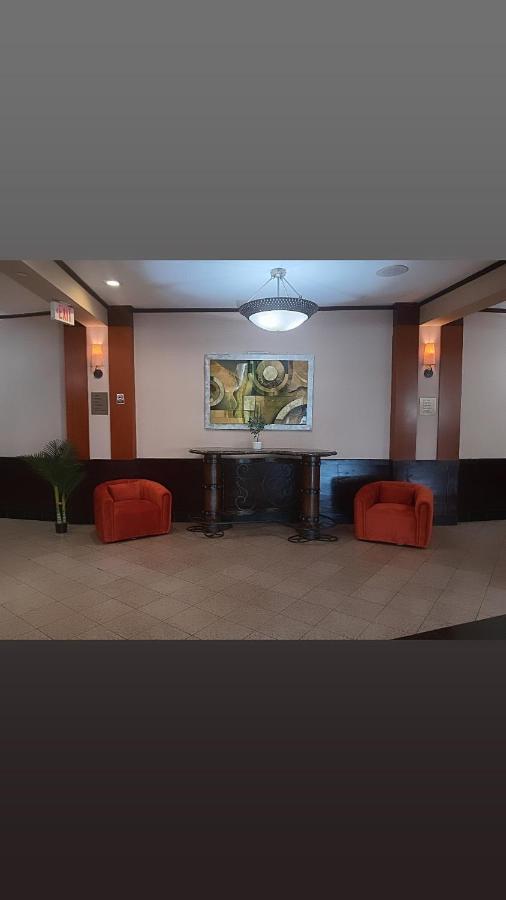 Clarion Hotel & Suites Mount Laurel Exteriör bild