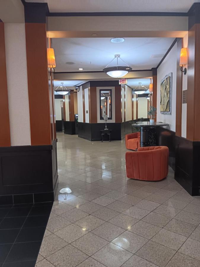 Clarion Hotel & Suites Mount Laurel Exteriör bild